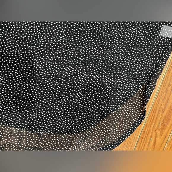 LC Lauren Conrad Black and White Dotted Blouse - Picture 5 of 5